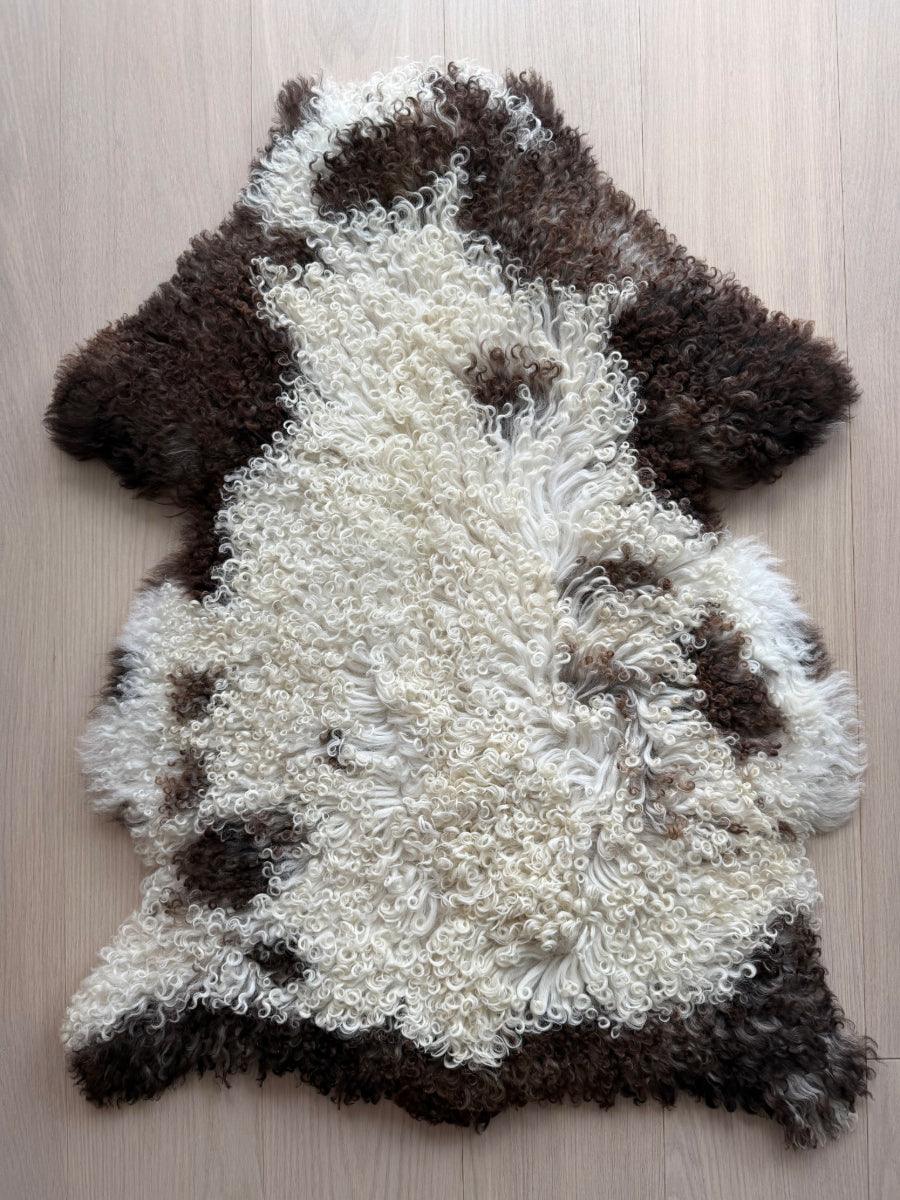 Mönstrat Vitt Lammskinn (Nr111)