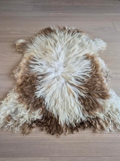 Lammskinn - Naturvit  & ljusbrun (Nr 276)