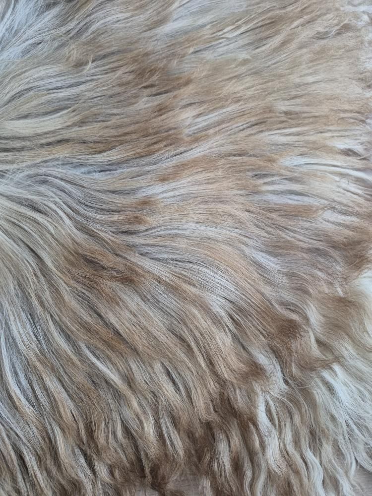 Lammskinn - Karamellbrun  (Nr 250)