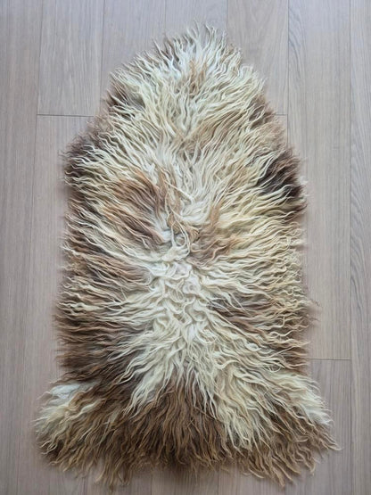 Lammskinn - Kremvit & gyllenbrunt (Nr 254)