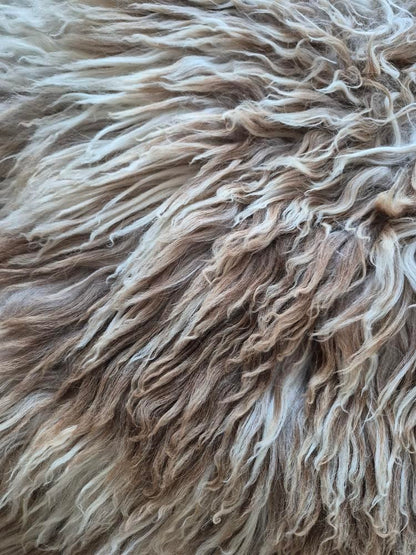 Lammskinn - Kremvit, beige & ljusbrun  (Nr 246)