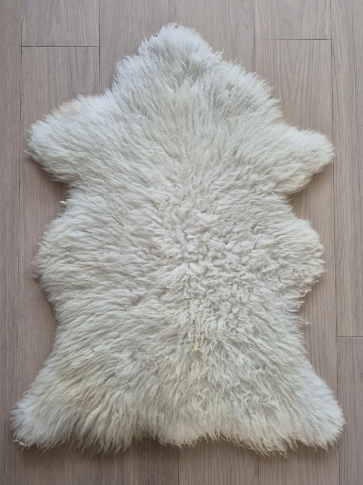 Lammskinn - Naturlig vit  (Nr 284)