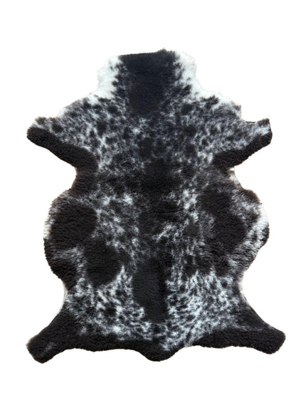 Merino Lammskinn Svart Mönstrat (Nr9)